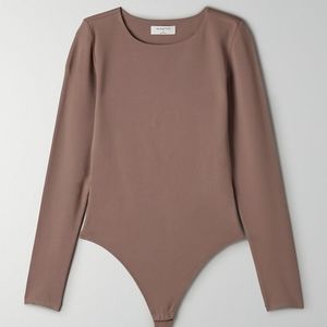 Babaton Contour Crewneck Longsleeve Bodysuit
